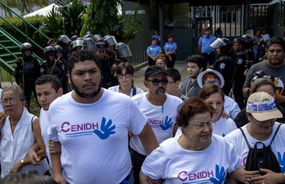 Policía Orteguista allana con violencia instalaciones de organismos civiles y de Derechos Humanos.