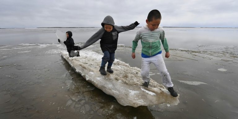 Pueblos Nativos de Alaska amenzados por cambio climático