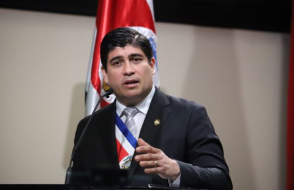Carlos Alvarado indica que es posible pago de aguinaldos gracias a esfuerzos fiscales