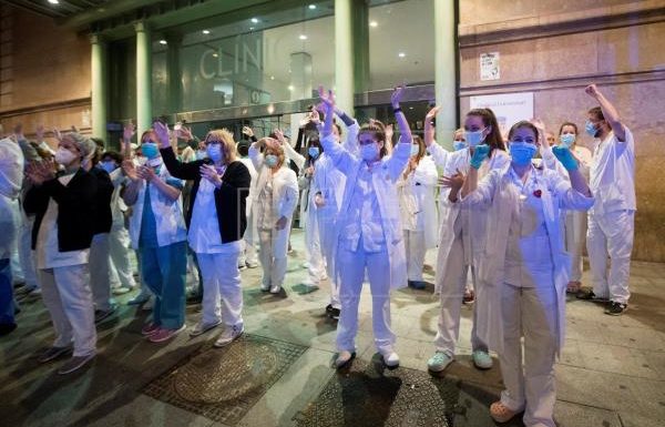Wuhan empieza a volver a la normalidad, pero la epidemia global no afloja