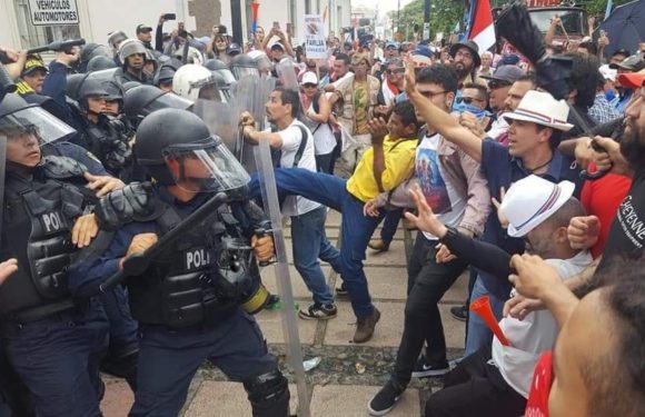 Costa Rica cumple 3 días de huelga con marchas.