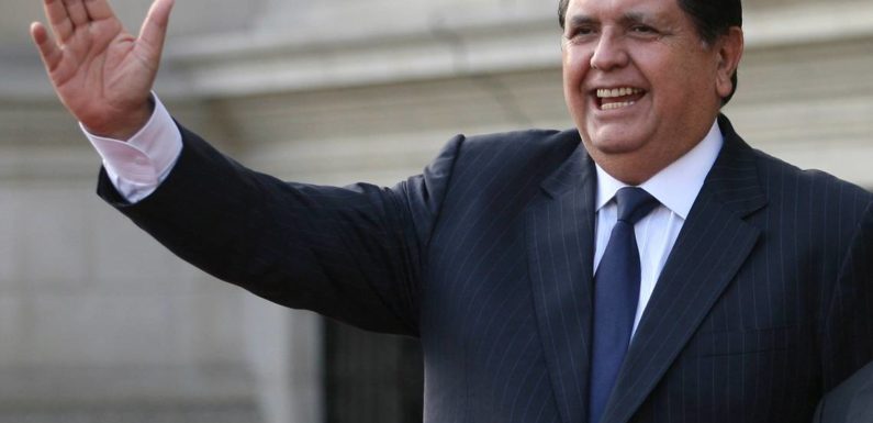 Ex presidente peruano Alan García pide asilo en embajada de Uruguay.