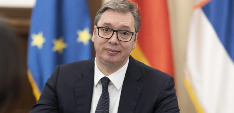 El presidente serbio propone celebrar conversaciones entre Rusia y Ucrania en Belgrado