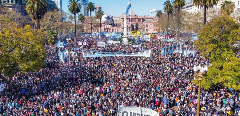 Presidente argentino aboga por unidad y amor