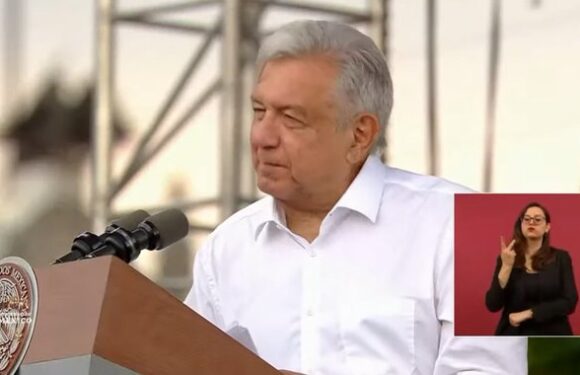 López Obrador rechaza la reelección en México al celebrar cuatro años de su sexenio