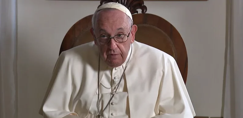 Papa Francisco: “Ya firmé mi renuncia en caso de impedimento médico”