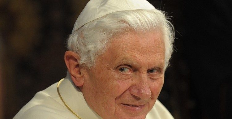 El Celam se une en oración por la salud del Papa Emérito Benedicto XVI