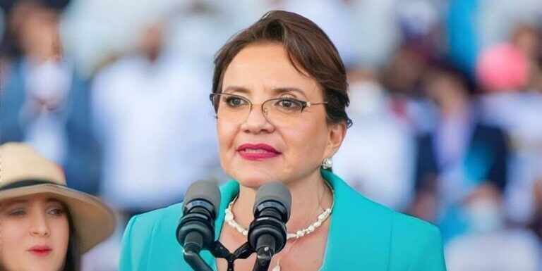 Canciller hondureño aclara que presidenta Castro no participará en Foro de Davos