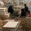 (250606) -- GAZA, 6 junio, 2025 (Xinhua) -- Palestinas se lamentan por sus familiares asesinados por el Ejército israelí en un cementerio durante el Eid al-Adha, en la Ciudad de Gaza, el 6 de junio de 2025. (Xinhua/Rizek Abdeljawad) (oa) (ra) (ce)