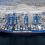 (241220) -- CHANCAY, 20 diciembre, 2024 (Xinhua) -- Vista aérea tomada con un dron el 25 de noviembre de 2024 del buque portacontenedores llamado "Xin Shanghai", operado por China COSCO Shipping Corporation Limited, atracando en el puerto de Chancay, Perú. El buque portacontenedores "Xin Shanghai", operado por China COSCO Shipping Corporation Limited, llegó el miércoles al puerto de Yangshan, en Shanghai, tras un viaje de 23 días desde el puerto peruano de Chancay, convirtiéndose en el primer buque en llegar a Shanghai procedente de Chancay desde la inauguración oficial del puerto del país sudamericano en noviembre. El viaje también significó la apertura del enlace marítimo de operación bidireccional entre Shanghai y el puerto de Chancay, el primer puerto inteligente y verde de Sudamérica. Se espera que el puerto de Chancay, un proyecto insignia de la cooperación de la Franja y la Ruta entre China y Perú inaugurado recientemente, facilite el comercio entre Perú y Asia, reduciendo el tiempo de envío a China de 33 a solo 23 días y reduciendo los costos logísticos en al menos un 20 por ciento. "El puerto de Chancay ayudará a Perú a mejorar la eficiencia del transporte marítimo y a profundizar la cooperación comercial con Asia", dijo David Gamero, subgerente del proyecto del megapuerto de Chancay. (Xinhua/Mei Han) (jg) (ra) (ce)